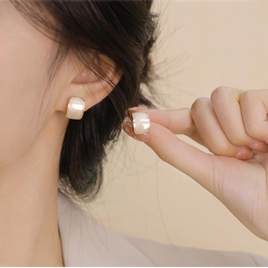 s925银针方形耳钉女韩国气质精致法式轻奢风耳饰百搭优雅耳环几何