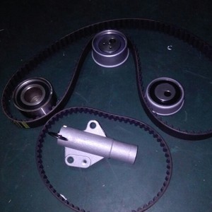 适用比亚迪f6 s6m6 2.0/2.4三菱4g69发动机正时皮带发电机皮带