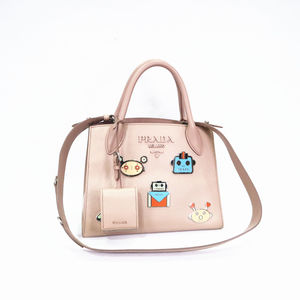 二手prada 普拉达 monochrome 机器人徽章款限定款 两用包