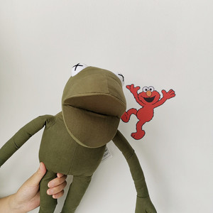 陈冠希青蛙玩偶