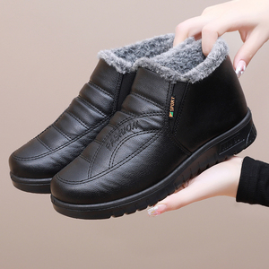 冬季新款老北京棉鞋女加绒防水皮面中老年短靴厚底防滑保暖妈妈鞋