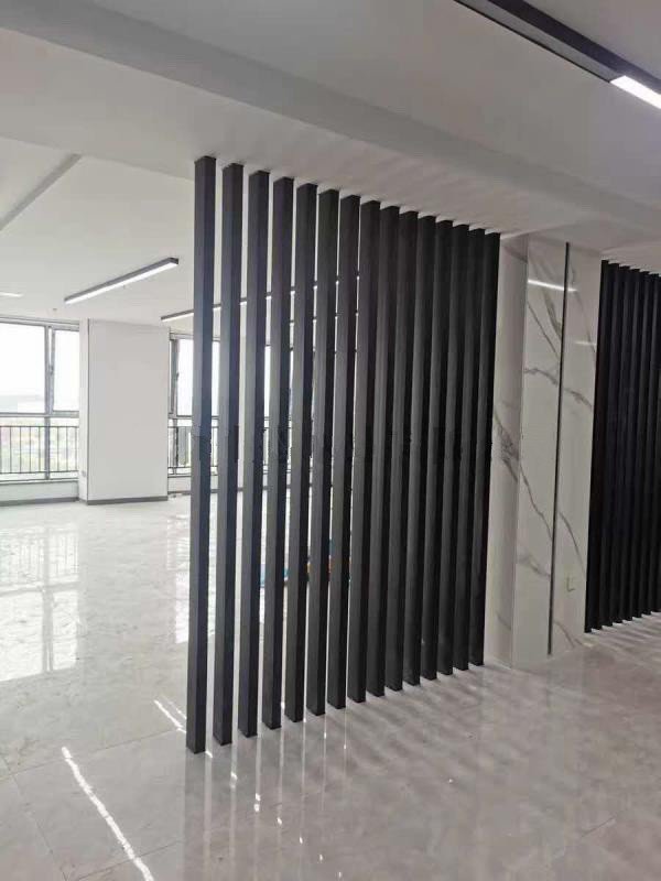 高档塑木方通吊顶隔断装饰材料格栅木塑方管背景墙防腐生态木饰条