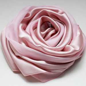 苏州绸缎真丝围巾纯色春秋重磅桑蚕丝缎面素色礼品长款真丝丝巾女