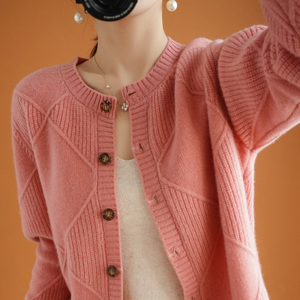 秋冬新款加厚羊绒衫女开衫圆领针织羊毛外套短款慵懒打底毛衣外搭