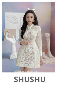 越南小众设计师品牌春新款女神范蕾丝刺绣修身显瘦立体花朵连衣裙