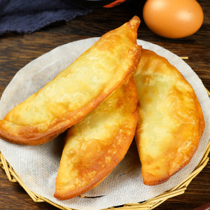 韭菜盒子很好吃韭菜盒子半成品商用适合空气炸锅的食材油炸巧果长