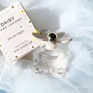 marc jacobs daisy 粉色小雏菊 女士原装q版香水 mini小样4ml