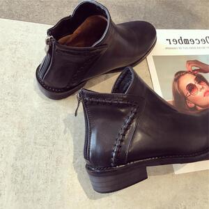 刺玫瑰平底女靴佰诗奴女兆2018秋冬自由卓怡姿色莎丝妮漫粗跟短靴