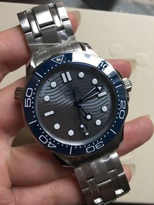 欧米茄海马300