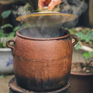 土陶罐煨汤