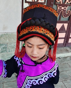 彝族儿童帽子 凉山彝族儿童头饰  彝族女童服装配饰少数民族帽子