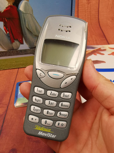 古董范儿 诺基亚 3210 首款内置天线 库存全新 全套 三码合一