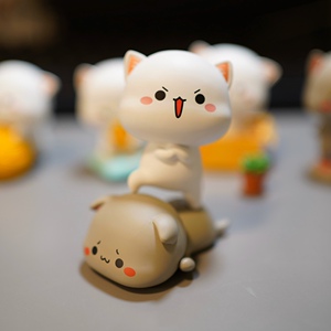 正版蜜桃猫咪网红盲盒 可爱卡通表情包蛋糕装饰公仔礼物 手办摆件