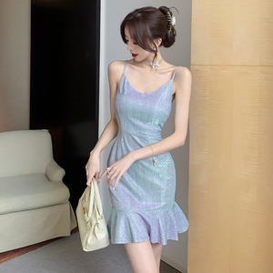法式名媛纯欲性感亮片吊带裙女夏季v领收腰显瘦包臀荷叶边连衣裙