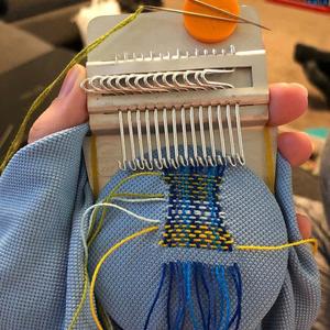 新款小型编织机工具 DARNING手工个性编织机迷你版织布机纺