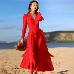 沙滩裙女度假裙超仙荷叶边雪纺长裙大红色旅行连衣裙西域拍照红裙