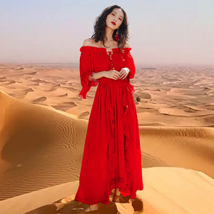 沙漠红裙波西米亚沙滩裙海边青海湖旅游拍照度假长裙子红色连衣裙