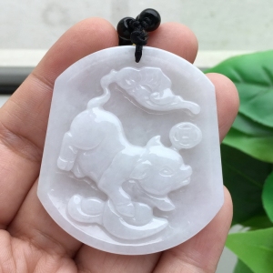 精雕糯种翡翠玉生肖猪牌吊坠挂件 缅甸玉石发财猪男女士属猪项链