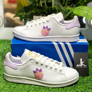 阿迪达斯女鞋刺绣