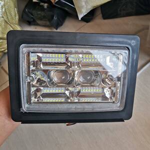 新款时风拖拉机前大灯潍坊四轮强光方灯福田好帮手叉车装载机