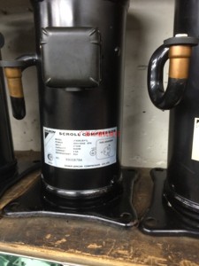 JT90BCBV1L JT95BCBV1L原装大金3匹涡旋空调制冷压缩机4脚220V
