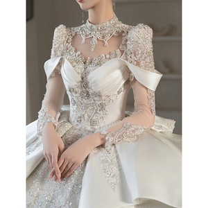 高端婚纱2024新款新娘主纱高级感法式缎面重工婚服小个子长袖高定