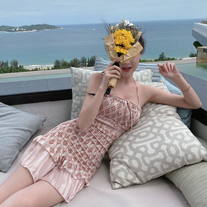 琥珀色系全身打缆工艺 超弹修身又纯又欲荷叶边吊带连衣裙