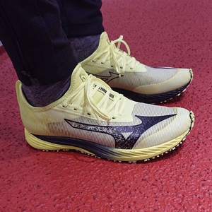 versus 2男女比赛专业短跑钉鞋神秘小店长1141