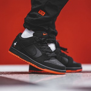 nike/耐克dunk sb low qs黑鸽子低帮男女运动休闲滑板鞋 883232-0