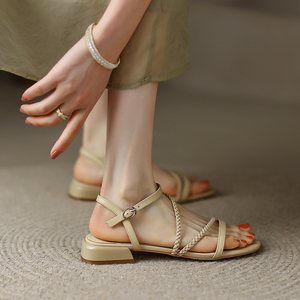 2022夏季新款平底凉鞋仙女绑带细带法式平跟网红罗马真皮百搭夏天