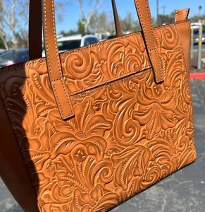 直播间/ 意大利patricia nash纯牛皮浮雕托特包