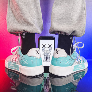 动漫联名aj男鞋春秋季大童低帮空军一号初中生男孩板鞋芝麻街潮鞋