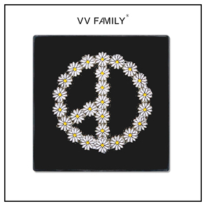 vv自制 反战logo 胸针权志龙 gd同款雏菊花 ins超火 徽章 配饰品