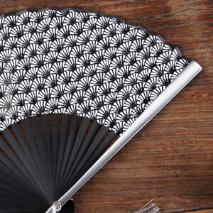 防身钢扇炫酷铝合金不锈钢扇子功夫折扇礼品工艺折扇舞扇男女扇