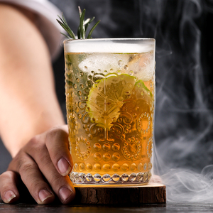 50绯雨剑星刘星飞剑淘宝手绘艺术啤酒绿色 啤酒花 树叶  壁纸 无缝