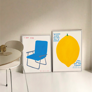 黄色柠檬和蓝色椅子落地画客厅装饰画清新餐厅摆台画可爱治愈壁画