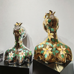 创意艺术人物手绘雕塑摆件设计师软装饰样板间客厅大堂摆设工艺品