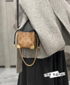 英国代购 lv/路易威登 no07 purse lv charms 烧麦包 小福袋 女包
