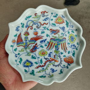 高仿古大明成化年制斗彩凤纹陶瓷花型盘子明代官窑陶瓷花口小盘子