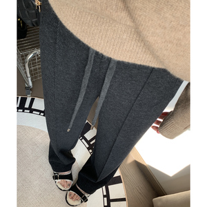灰色羊毛呢直筒裤女秋冬新款加绒窄版垂感显瘦西装休闲阔腿长裤厚