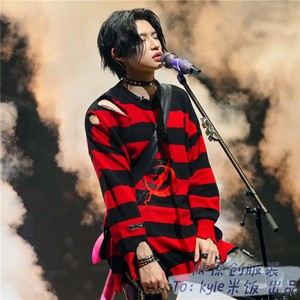 闪光的乐队王琳凯小鬼同款毛衣破洞红黑条纹撞色宽松针织衫男女潮