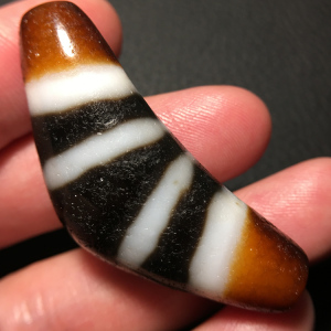 牛角珠线珠 西藏老天珠真品 九眼石至纯 吊坠 项链 千年原矿 台湾