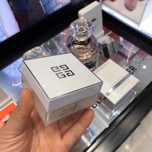 givenchy纪梵希花漾曜白净白焕能养肤控油散粉20g四宫格持妆定妆