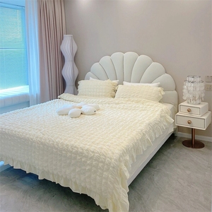 法式轻奢花瓣床白色奶油系主卧双人科技丝绒布艺床少女公主贝壳床