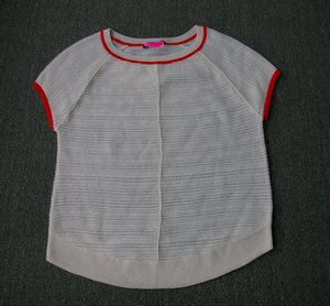 清仓100元白色红边镂空粗纺羊绒短袖衫
