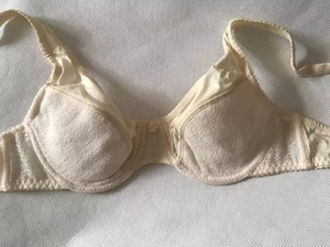 3月 正品剪标曼老款装饰网棉质全杯小巧两排扣文胸内衣0051显脏旧