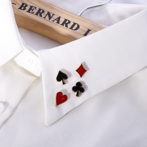 欧美外贸饰品经典扑克牌胸针男西装日韩双色红桃方块黑桃领夹领饰
