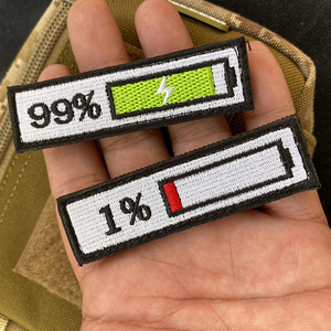 电量显示充电99%剩余1%个性士气魔术贴章背包贴章定做pvc防水徽章
