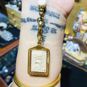 泰国佛牌原庙 龙婆贵 灰肉模 招财女神 2515 财运 生意 事业 福气