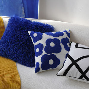 蓝色花朵几何沙发抱枕套靠垫坐垫克莱因蓝刺绣长毛绒样板间